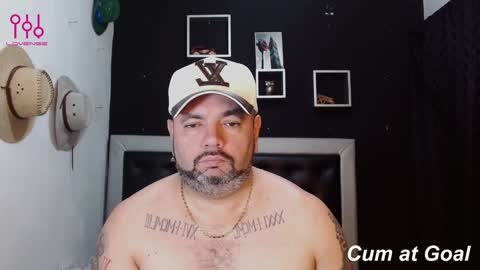 Snapshot of perverseveteranmanxxx chatting on 01.21.25 Carlos online show from 01.21.25