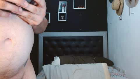 Snapshot of perverseveteranmanxxx chatting on 02.08.25 Carlos online show from 02.08.25