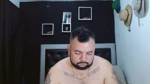 Snapshot of perverseveteranmanxxx chatting on 02.14.25 Carlos online show from 02.14.25