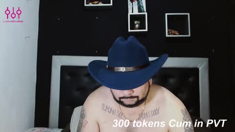 Snapshot of perverseveteranmanxxx chatting on 02.21.25 Carlos online show from 02.21.25