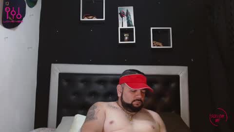 Snapshot of perverseveteranmanxxx chatting on 03.05.25 Carlos online show from 03.05.25