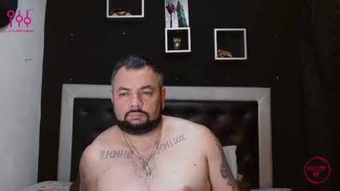 Snapshot of perverseveteranmanxxx chatting on 03.07.25 Carlos online show from 03.07.25