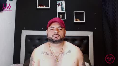 Snapshot of perverseveteranmanxxx chatting on 03.11.25 Carlos online show from 03.11.25