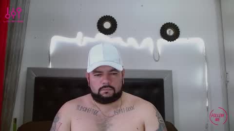 Snapshot of perverseveteranmanxxx chatting on 09.23.25 Carlos online show from 09.23.25