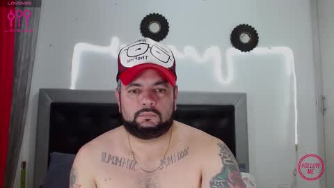 Snapshot of perverseveteranmanxxx chatting on 10.15.25 Carlos online show from 10.15.25