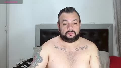 Snapshot of perverseveteranmanxxx chatting on 06.05.26 Carlos online show from 06.05.26