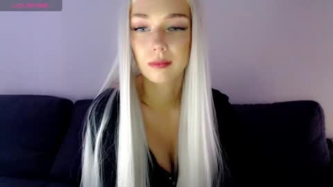 Isabella online show from 01.03.25
