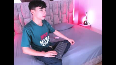 Snapshot of peter_chase chatting on 02.08.26 Peter online show from 02.08.26