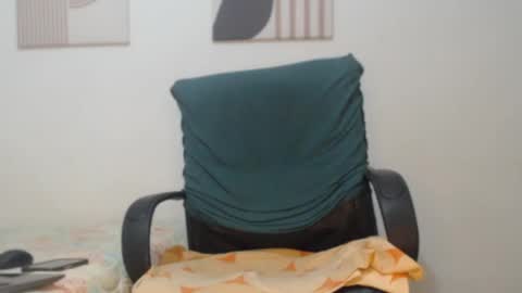 Snapshot of peter_x_annaud chatting on 04.18.26 FELIPE online show from 04.18.26