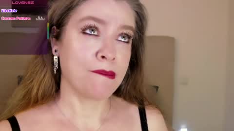 Peters Emily online show from 04.10.26