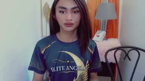 petite_barbie88 online show from 06.17.26