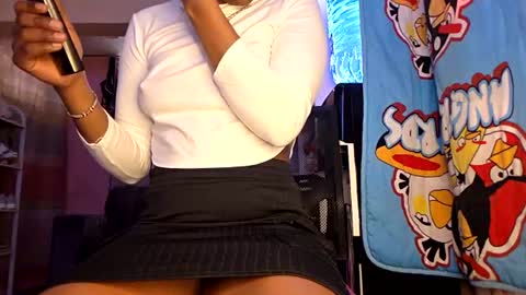 Petite loverr online show from 07.06.26