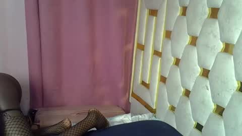 Snapshot of petite_lunar chatting on 01.31.26 Lunar online show from 01.31.26