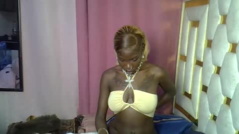 Snapshot of petite_lunar chatting on 02.02.26 Lunar online show from 02.02.26