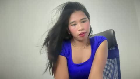 petiteasian01 online show from 06.12.26