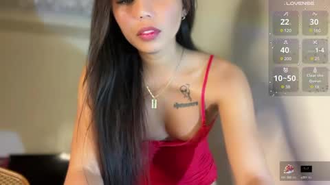 Snapshot of petitegirlx69 chatting on 02.15.25 miss lisa online show from 02.15.25