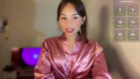 Snapshot of petitegirlx69 chatting on 06.02.26 miss lisa online show from 06.02.26