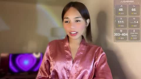 Snapshot of petitegirlx69 chatting on 06.07.26 miss lisa online show from 06.07.26
