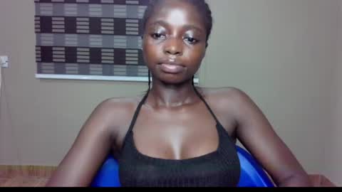 petitexxebony online show from 06.11.26
