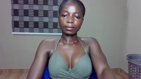 petitexxebony online show from 07.07.26