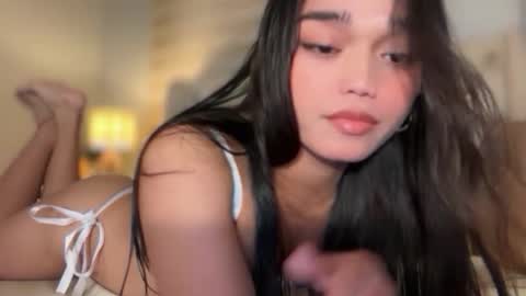 Snapshot of petrova_karla chatting on 05.18.26 Ur Sexy Karla online show from 05.18.26