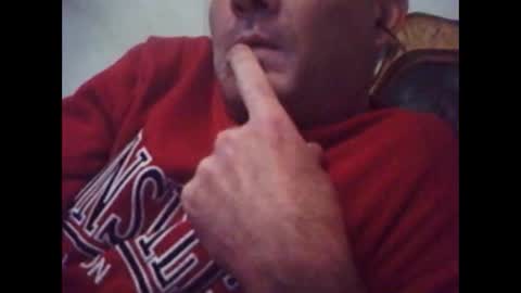 Snapshot of pets76 chatting on 12.29.24 pets76 online show from 12.29.24