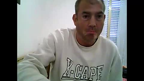 Snapshot of pets76 chatting on 03.20.26 pets76 online show from 03.20.26