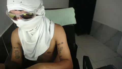 petty_boy777 online show from 04.30.26