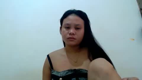 petty_yumii online show from 06.08.26