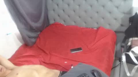 Snapshot of phantom_cg chatting on 01.07.26 phantom_cg online show from 01.07.26