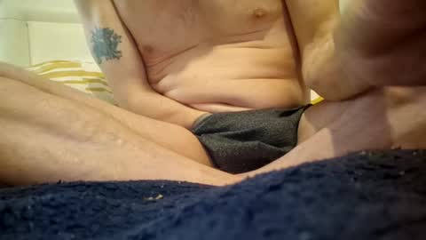 phil210283 online show from 02.04.25