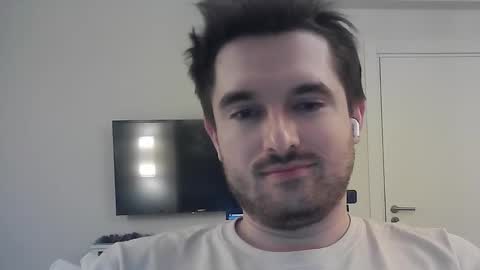 Snapshot of philborison chatting on 02.01.26 PhilipBorison online show from 02.01.26