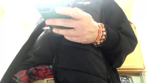 Phil online show from 10.05.25