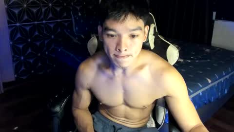 Snapshot of philhotbody chatting on 02.10.25 AJ online show from 02.10.25