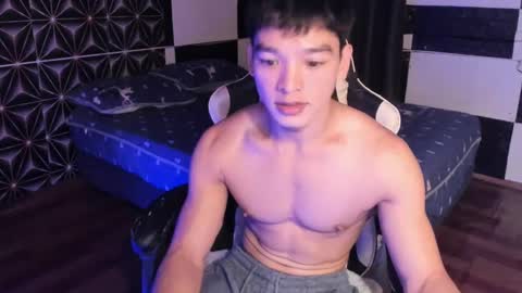 Snapshot of philhotbody chatting on 02.21.25 AJ online show from 02.21.25