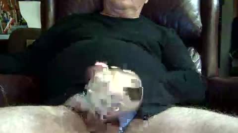 Snapshot of phill268 chatting on 11.24.25 phill268 online show from 11.24.25