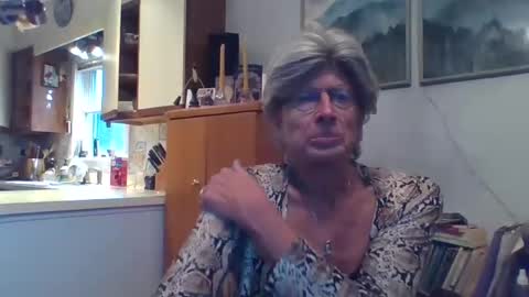 Snapshot of phillipa1023 chatting on 12.11.24 phillipa online show from 12.11.24