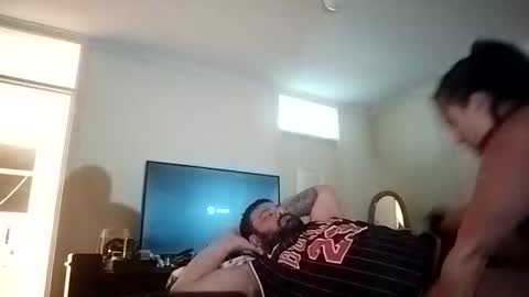 Snapshot of phloezz chatting on 11.08.25 phloezz online show from 11.08.25