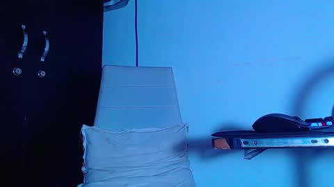 AdnierGnz online show from 04.10.26