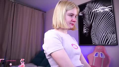 Hann G. Jones online show from 10.28.25