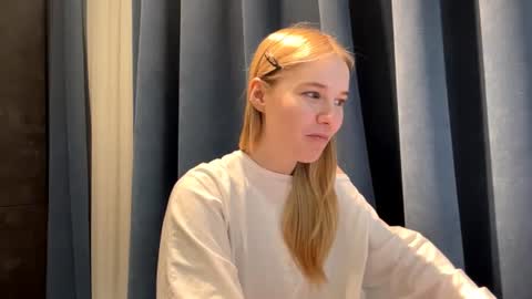 Snapshot of piastonesifer chatting on 07.28.26 Kristie online show from 07.28.26