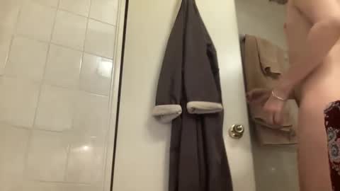 Snapshot of pierced2prince chatting on 01.01.25 kink smoke bdsm online show from 01.01.25