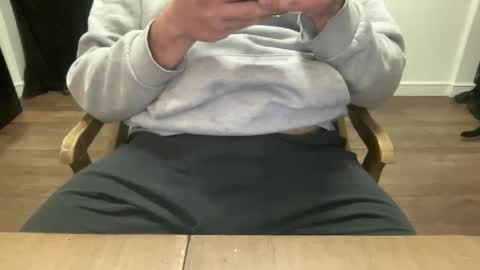 Snapshot of pierced_leather chatting on 01.12.25 pierced_leather online show from 01.12.25