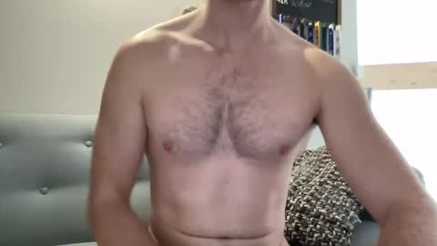 Snapshot of pierre81000 chatting on 01.16.26 pierre81000 online show from 01.16.26