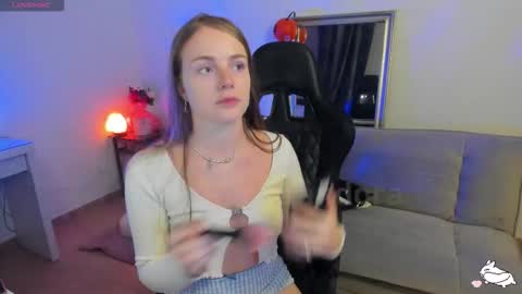 PiinkPandora online show from 10.25.25