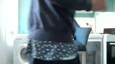 Pikafounes online show from 04.13.26