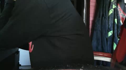 Snapshot of pils001 chatting on 09.28.25 Pils online show from 09.28.25