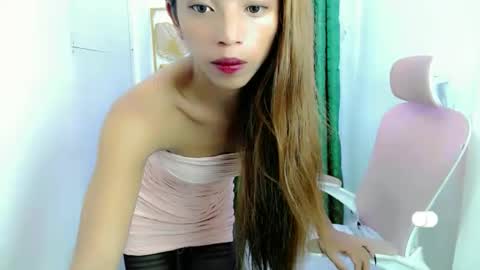 Snapshot of pinay_alexa chatting on 09.12.25 alexa online show from 09.12.25