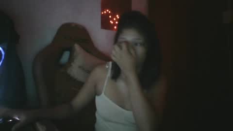 Snapshot of pinay_razel chatting on 07.26.26 pinay_razel online show from 07.26.26