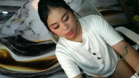 Snapshot of pinay_shinexxx chatting on 06.22.26 pinay_shinexxx online show from 06.22.26